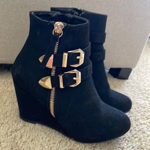 Black suede boots